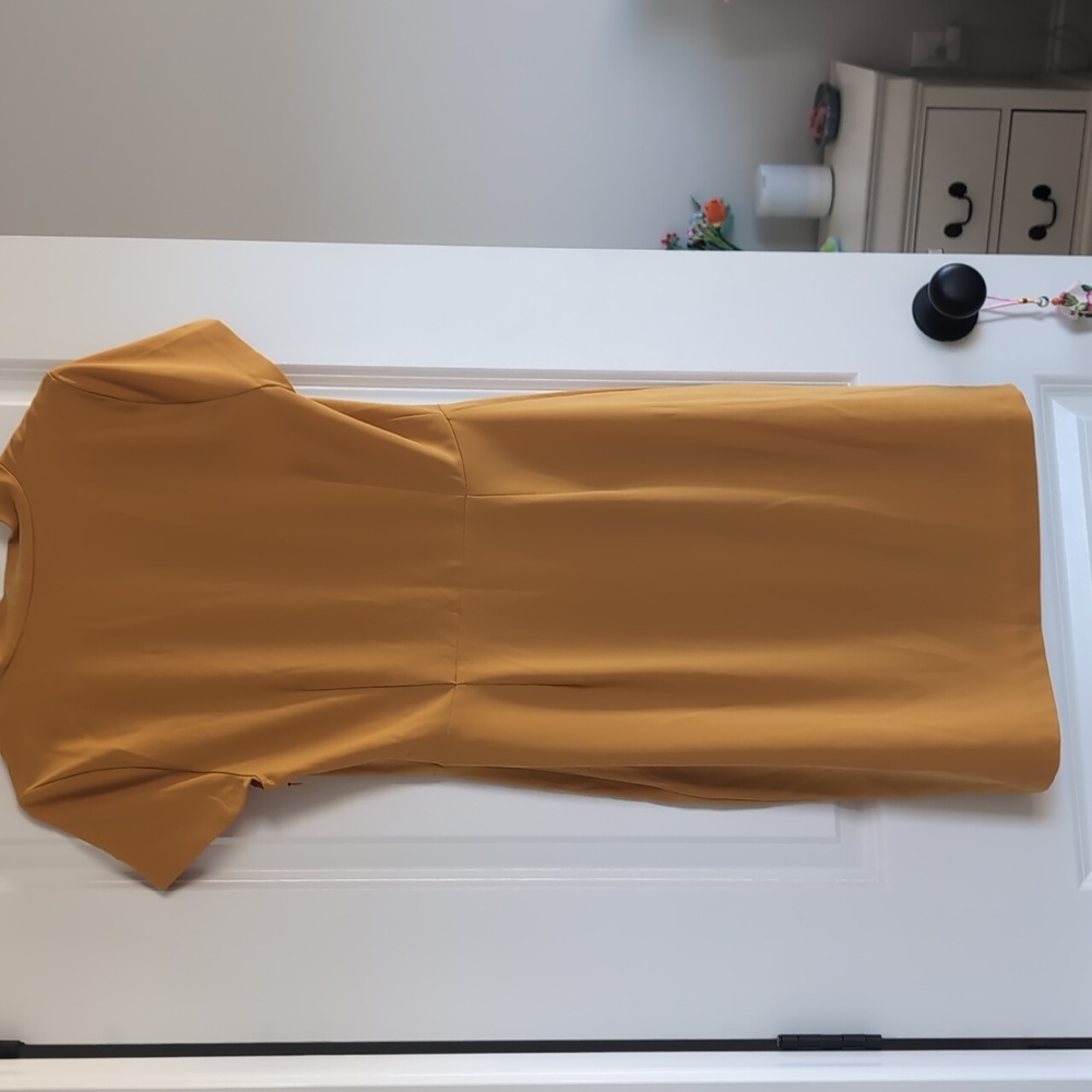 NWOT Mustard Banana Republic Dress Size 6 - Picture 3 of 6